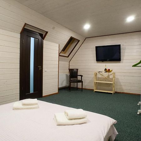 Hotel Galushko Mykulychyn Esterno foto