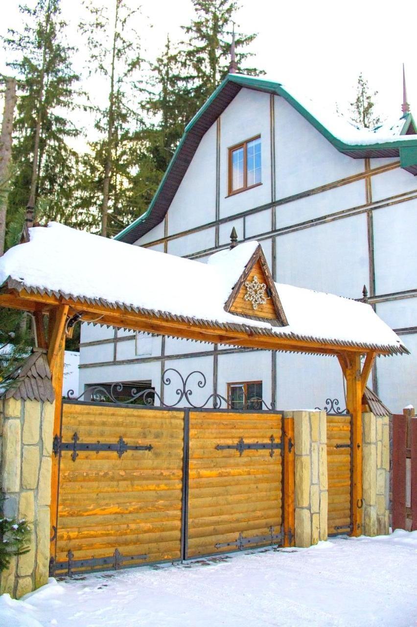 Hotel Galushko Mykulychyn Esterno foto