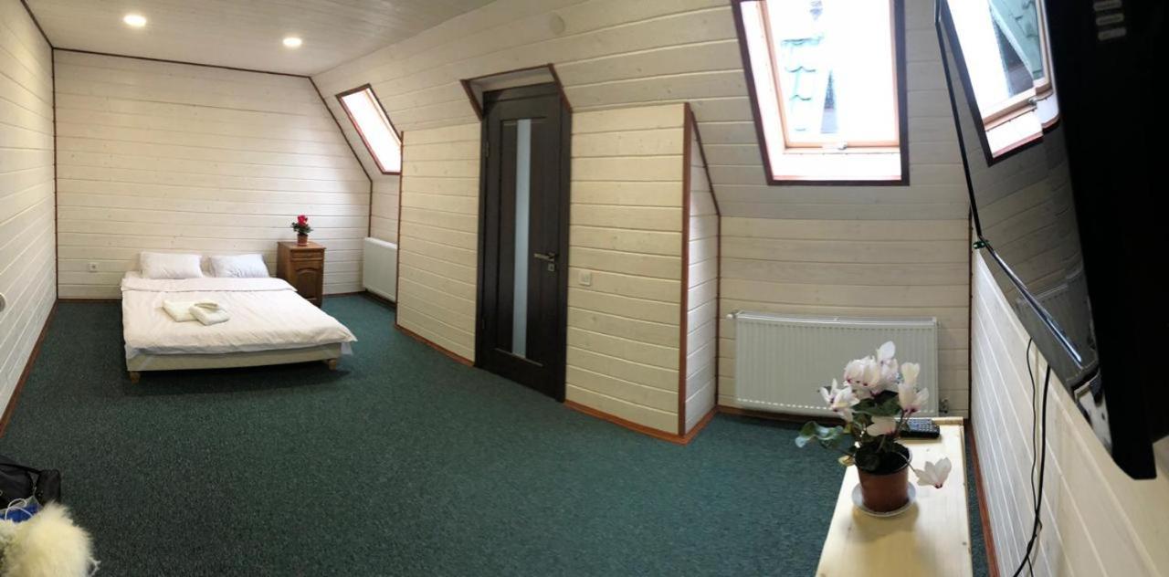 Hotel Galushko Mykulychyn Esterno foto